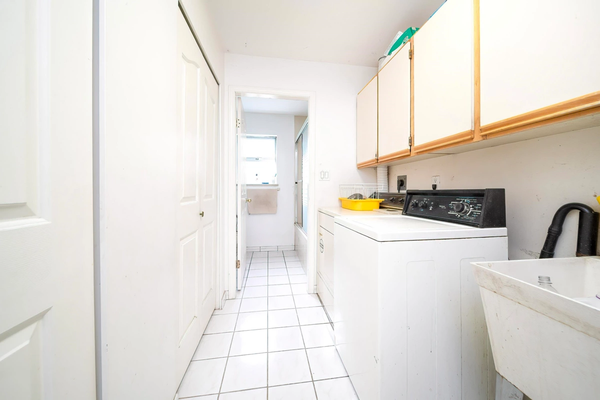 Garden / Landscaping Photo of 7000 No. 5 Road, Richmond, BC