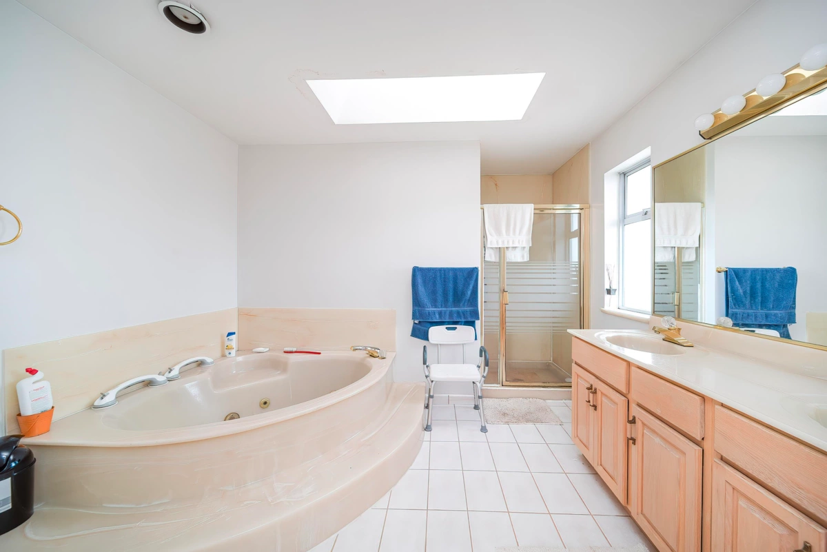 Hallway Photo of 7000 No. 5 Road, Richmond, BC