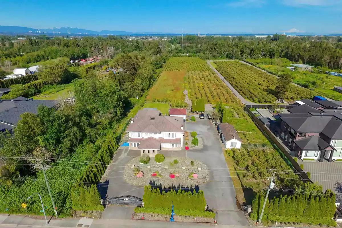 Living Room Photo of 7000 No. 5 Road, Richmond, BC