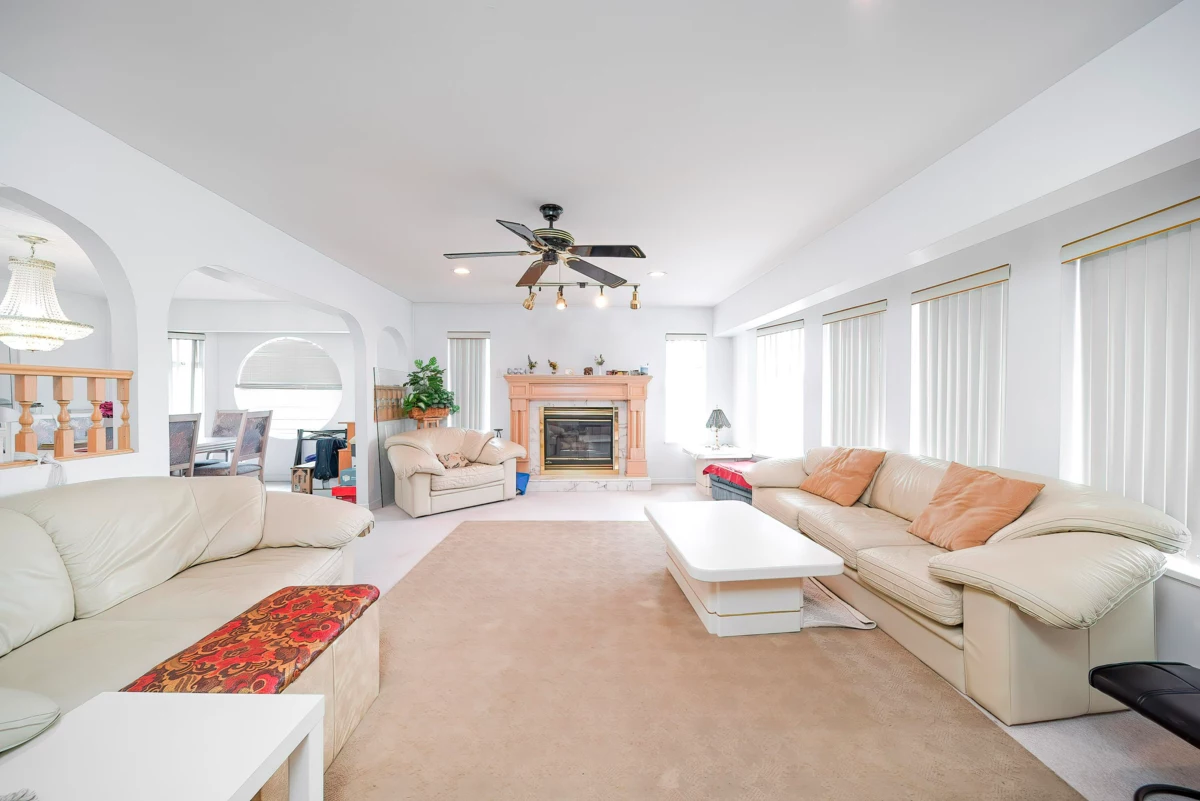 Primary Bathroom Photo of 7000 No. 5 Road, Richmond, BC