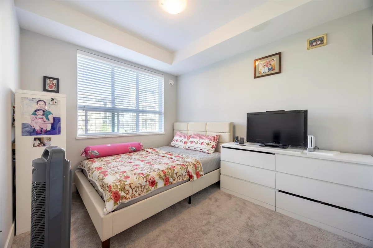 Bedroom 3 Photo of 3420 2180 Kelly Avenue, Coquitlam, BC