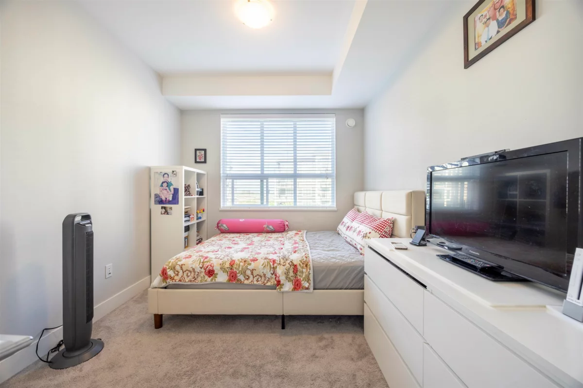 Bedroom 4 Photo of 3420 2180 Kelly Avenue, Coquitlam, BC