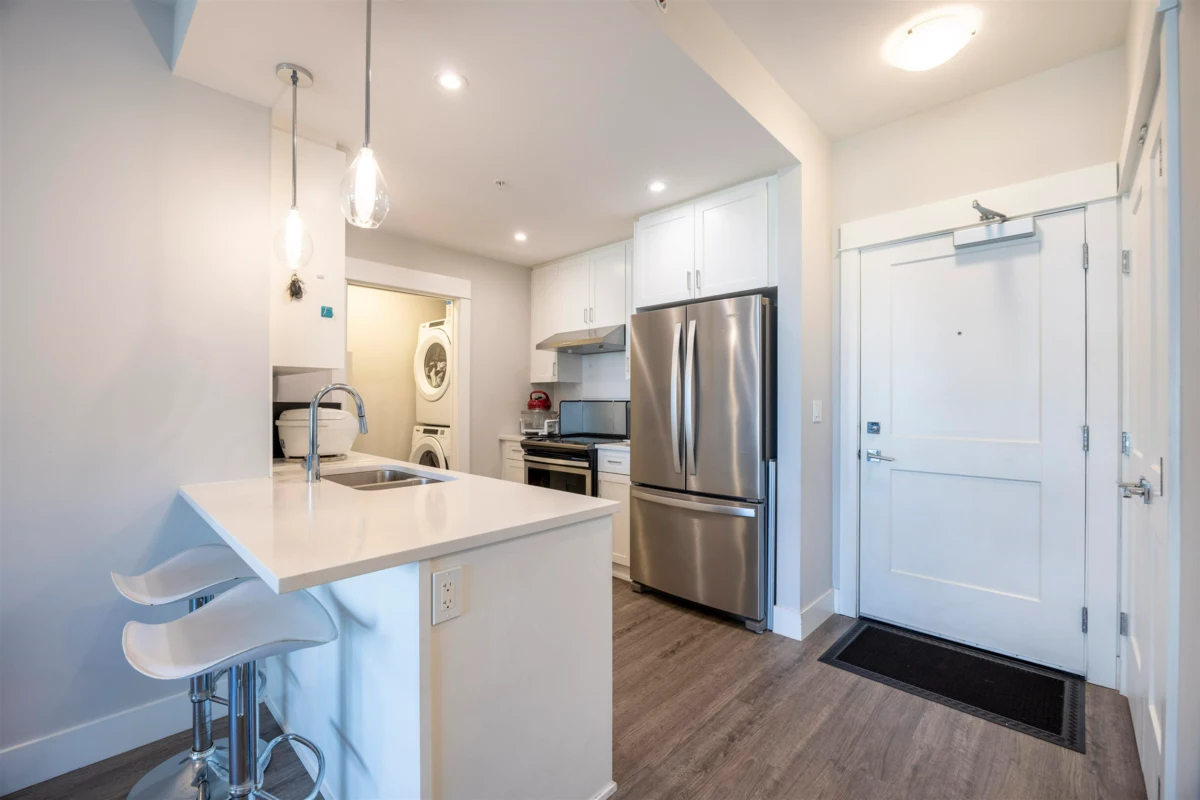 Kitchen Island Photo of 3420 2180 Kelly Avenue, Coquitlam, BC