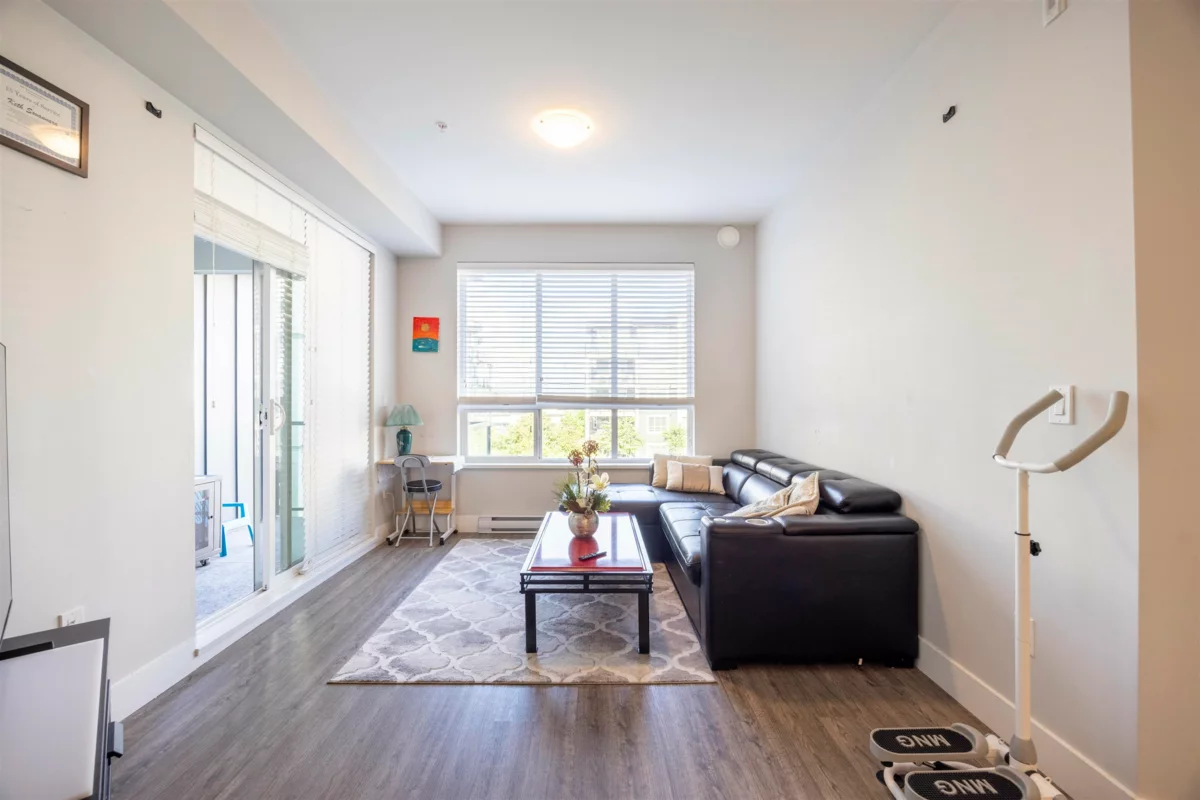 Living Room Photo of 3420 2180 Kelly Avenue, Coquitlam, BC