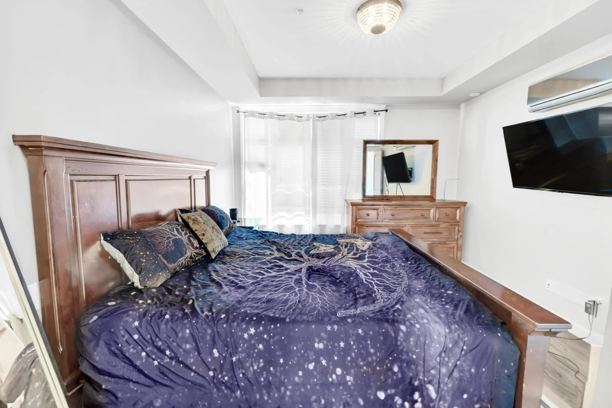 Guest Bathroom Photo of 326 2860 Trethewey Street, Abbotsford, BC