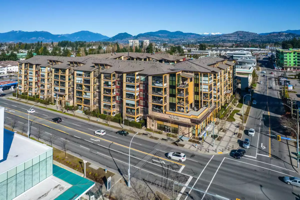 Living Room Photo of 326 2860 Trethewey Street, Abbotsford, BC