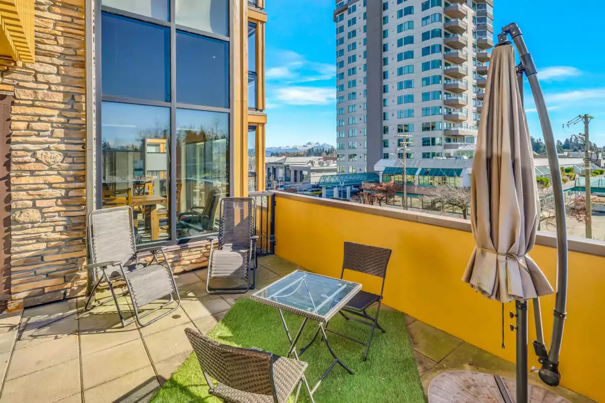 Swimming Pool Photo of 326 2860 Trethewey Street, Abbotsford, BC