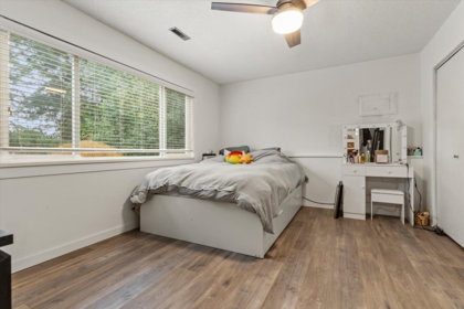 Garage Interior Photo of 32562 Fleming Avenue, Mission, BC