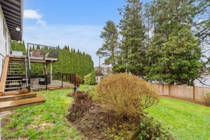 Garden / Landscaping Photo of 32562 Fleming Avenue, Mission, BC