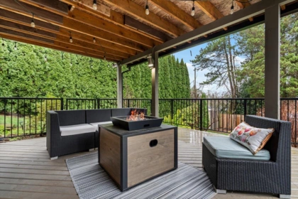 Swimming Pool Photo of 32562 Fleming Avenue, Mission, BC