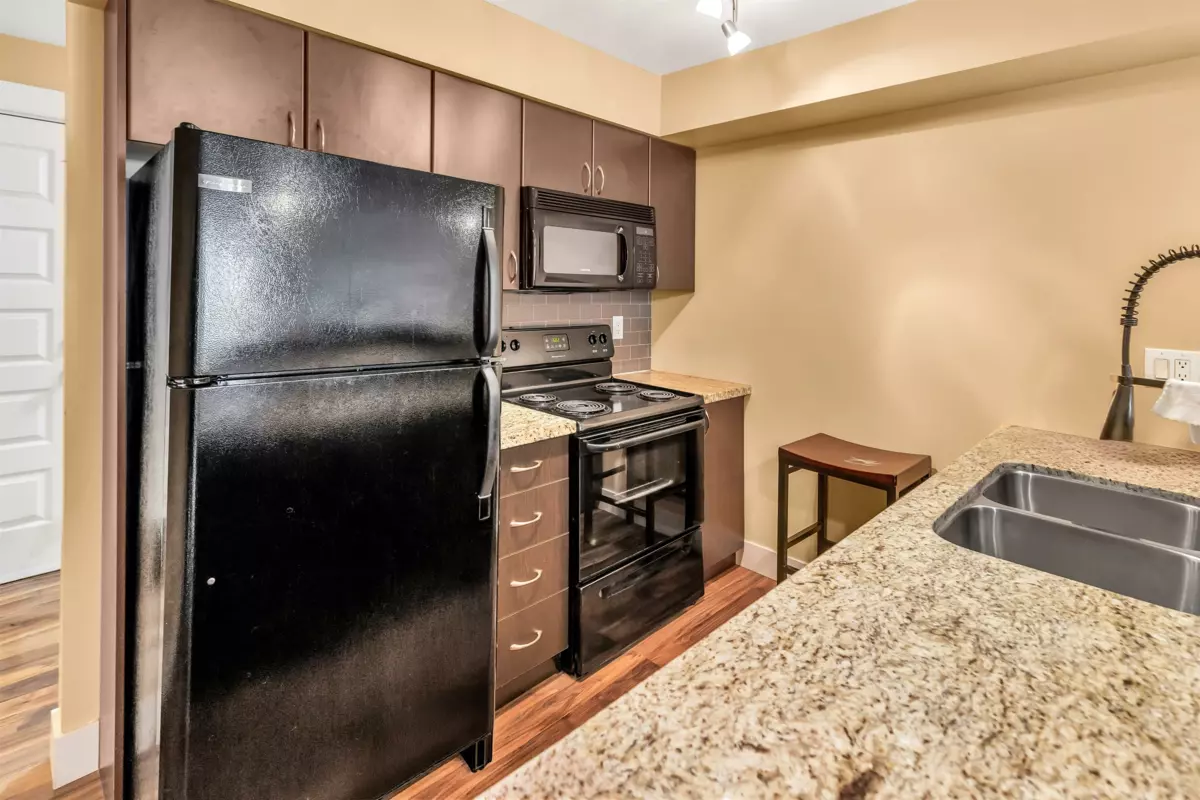 Family Room Photo of 209 2515 Park Drive, Abbotsford, BC