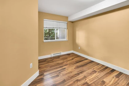Breakfast Nook Photo of 209 2515 Park Drive, Abbotsford, BC