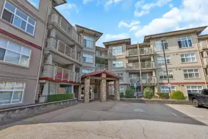 209 2515 Park Drive, Abbotsford, BC, Abbotsford — Apartment/Condo for sale