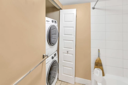 Walk-In Closet Photo of 209 2515 Park Drive, Abbotsford, BC