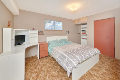 Powder Room Photo of 4086/ 4088 Lister Court, Burnaby, BC