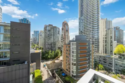 Outdoor Deck Photo of 1205 1372 Seymour Street, Vancouver, BC