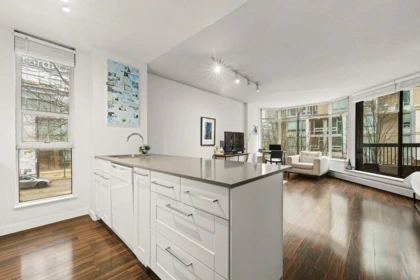 301 1333 Hornby Street, Vancouver, BC, Vancouver — Apartment/Condo for sale
