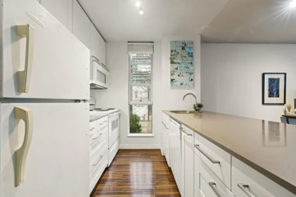 301 1333 Hornby Street, Vancouver, BC, Vancouver — Apartment/Condo for sale