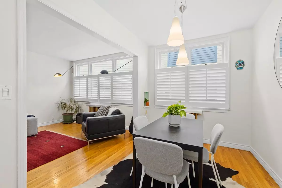 Dining Area Photo of 204 1565 Burnaby Street, Vancouver, BC