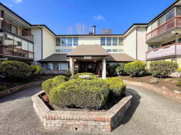 212 32055 Old Yale Road, Abbotsford, BC, Abbotsford — Apartment/Condo for sale