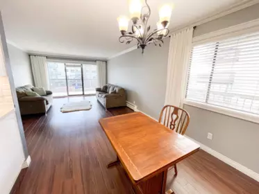 Kitchen Photo of 212 32055 Old Yale Road, Abbotsford, BC