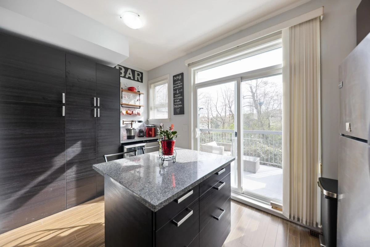 Dining Area Photo of 96 18777 68a Avenue, Surrey, BC