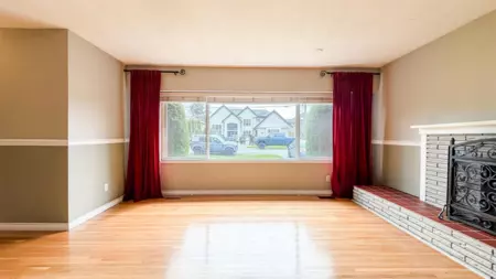 Breakfast Nook Photo of 8671 Mowbray Road, Richmond, BC