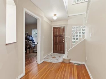 4154 Mcgill Street, Burnaby, BC, Burnaby — Single Family Residence for sale