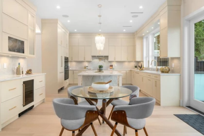 Kitchen Island Photo of 361 E 22nd Street, North Vancouver, BC