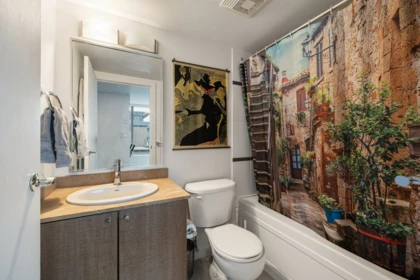 Guest Bathroom Photo of 718 610 Granville Street, Vancouver, BC