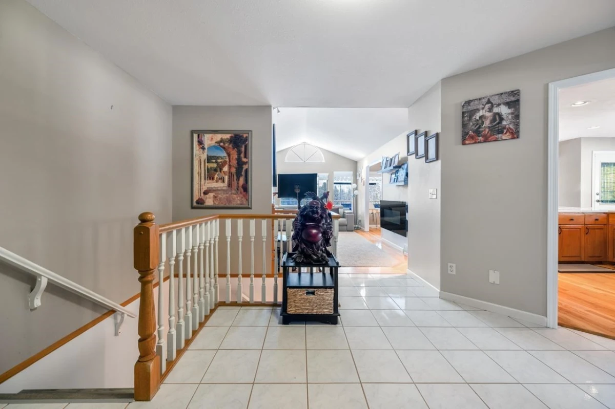 Living Room Photo of 12753 261 Street, Maple Ridge, BC