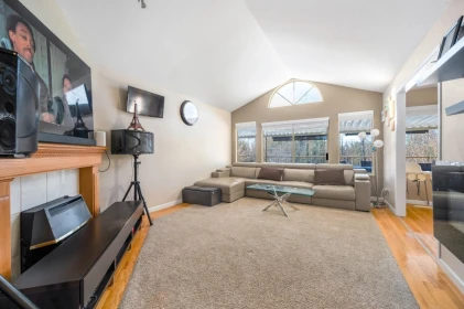 Breakfast Nook Photo of 12753 261 Street, Maple Ridge, BC