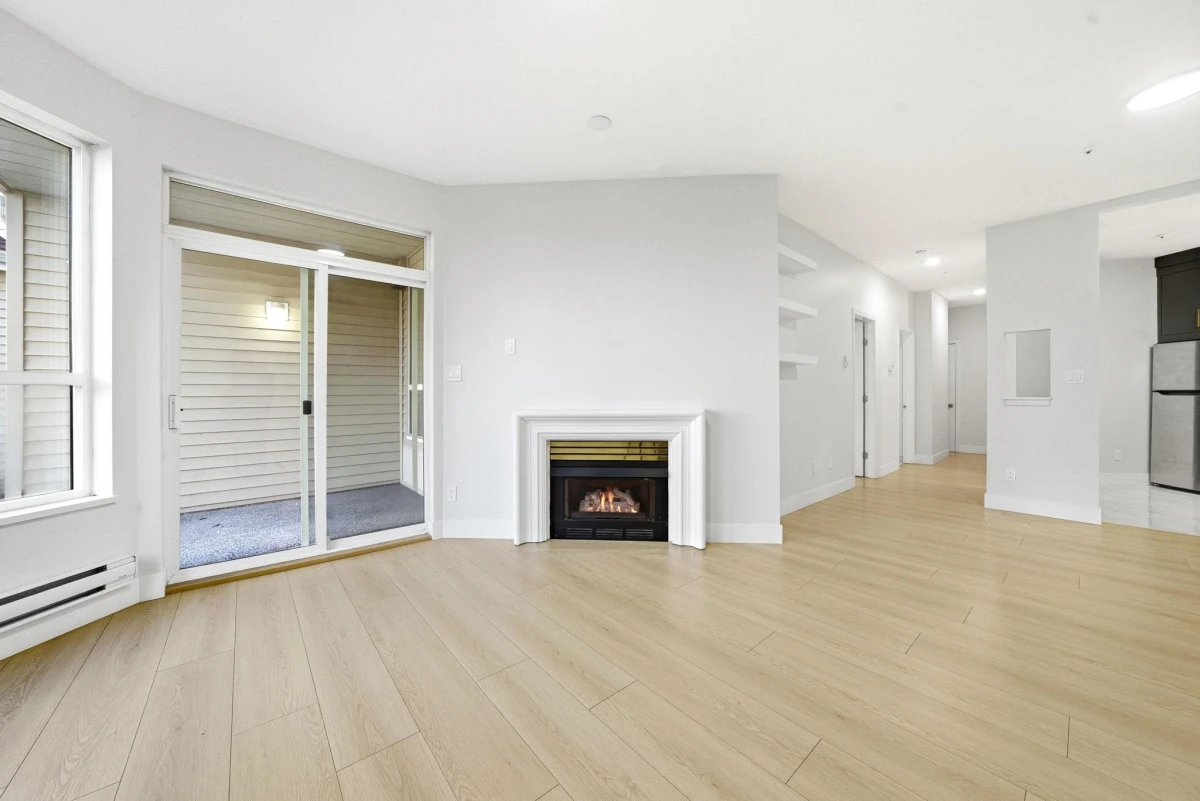 Dining Area Photo of 110 8139 121a Street, Surrey, BC