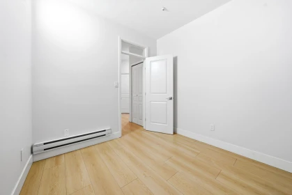Hot Tub / Spa Photo of 110 8139 121a Street, Surrey, BC