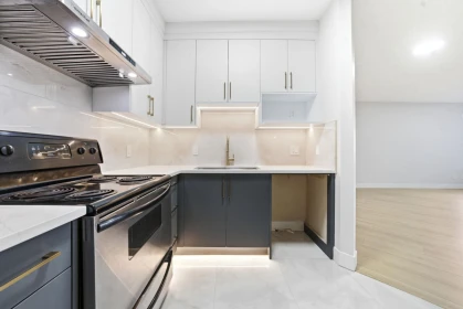 Laundry Room Photo of 110 8139 121a Street, Surrey, BC
