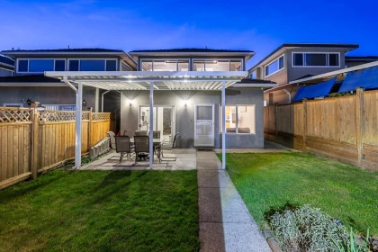 Hot Tub / Spa Photo of 8438 14th Avenue, Burnaby, BC