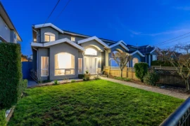 8438 14th Avenue, Burnaby, BC