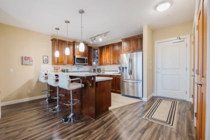 Kitchen Island Photo of 509 32445 Simon Avenue, Abbotsford, BC