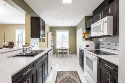 Primary Bedroom Photo of 303 13870 70 Avenue, Surrey, BC