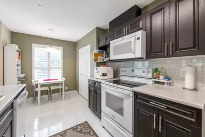 Walk-In Closet Photo of 303 13870 70 Avenue, Surrey, BC