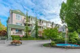 303 13870 70 Avenue, Surrey, BC