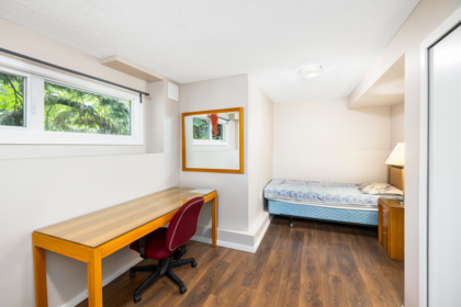 Mudroom Photo of 1135 Heritage Boulevard, North Vancouver, BC