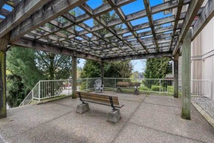 Loft / Bonus Room Photo of 405 2515 Park Drive, Abbotsford, BC