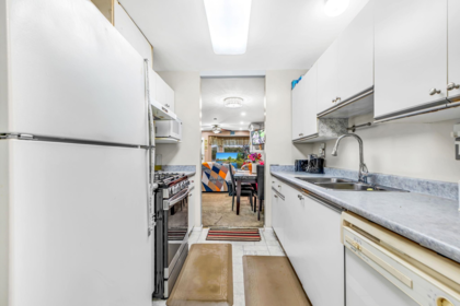 Breakfast Nook Photo of 18 7127 124 Street, Surrey, BC