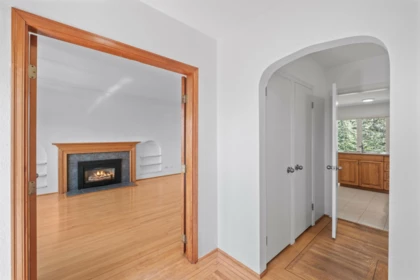 Kitchen Photo of 3894 Sunnycrest Drive, North Vancouver, BC
