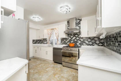Guest Bathroom Photo of 8255 18th Avenue, Burnaby, BC