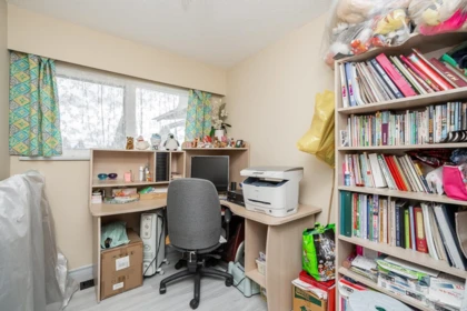 Mudroom Photo of 8255 18th Avenue, Burnaby, BC