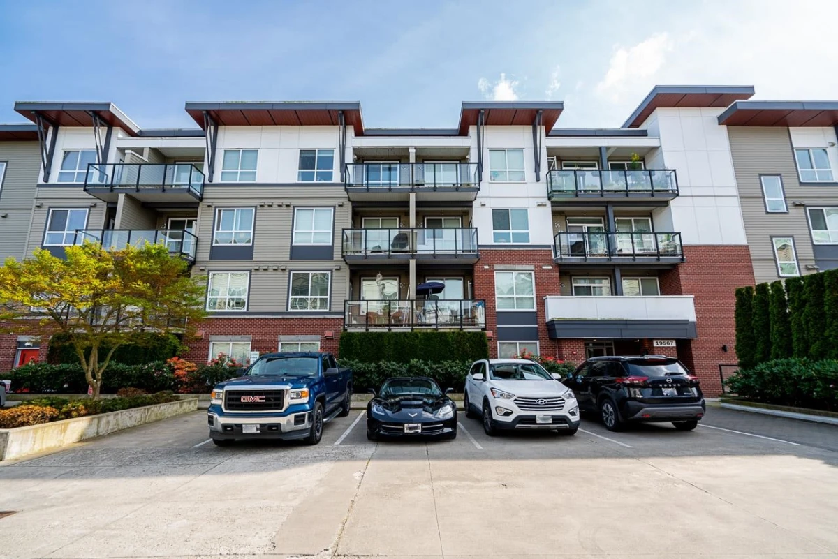 Exterior Rear Photo of 303 19567 64 Avenue, Surrey, BC