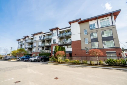 303 19567 64 Avenue, Surrey, BC, Surrey — Apartment/Condo for sale
