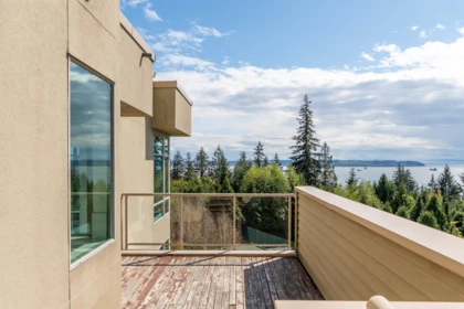 Entry Foyer Photo of 3112 Deer Ridge Drive, West Vancouver, BC